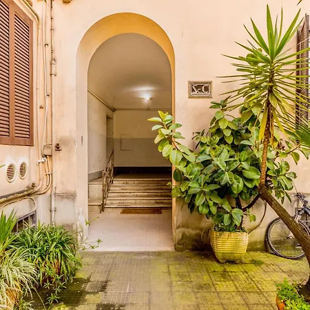 Domina Livia Vaticano - E Guest house *