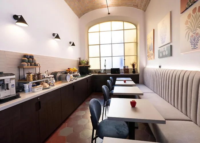 Domina Livia Vaticano - E 4* روما